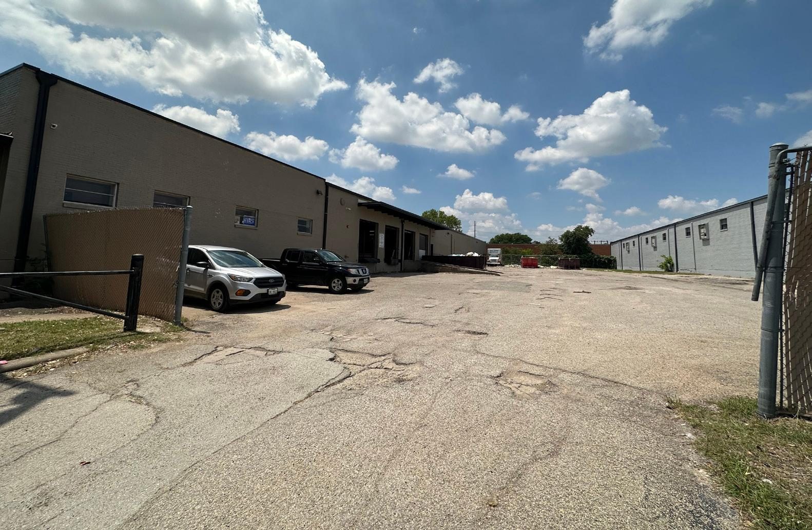8717 Directors Row loading dock and truck court